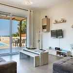 Seabreeze Μηνιά
